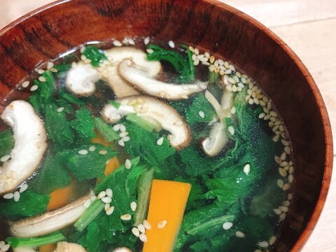 大根葉と干し椎茸の中華スープ